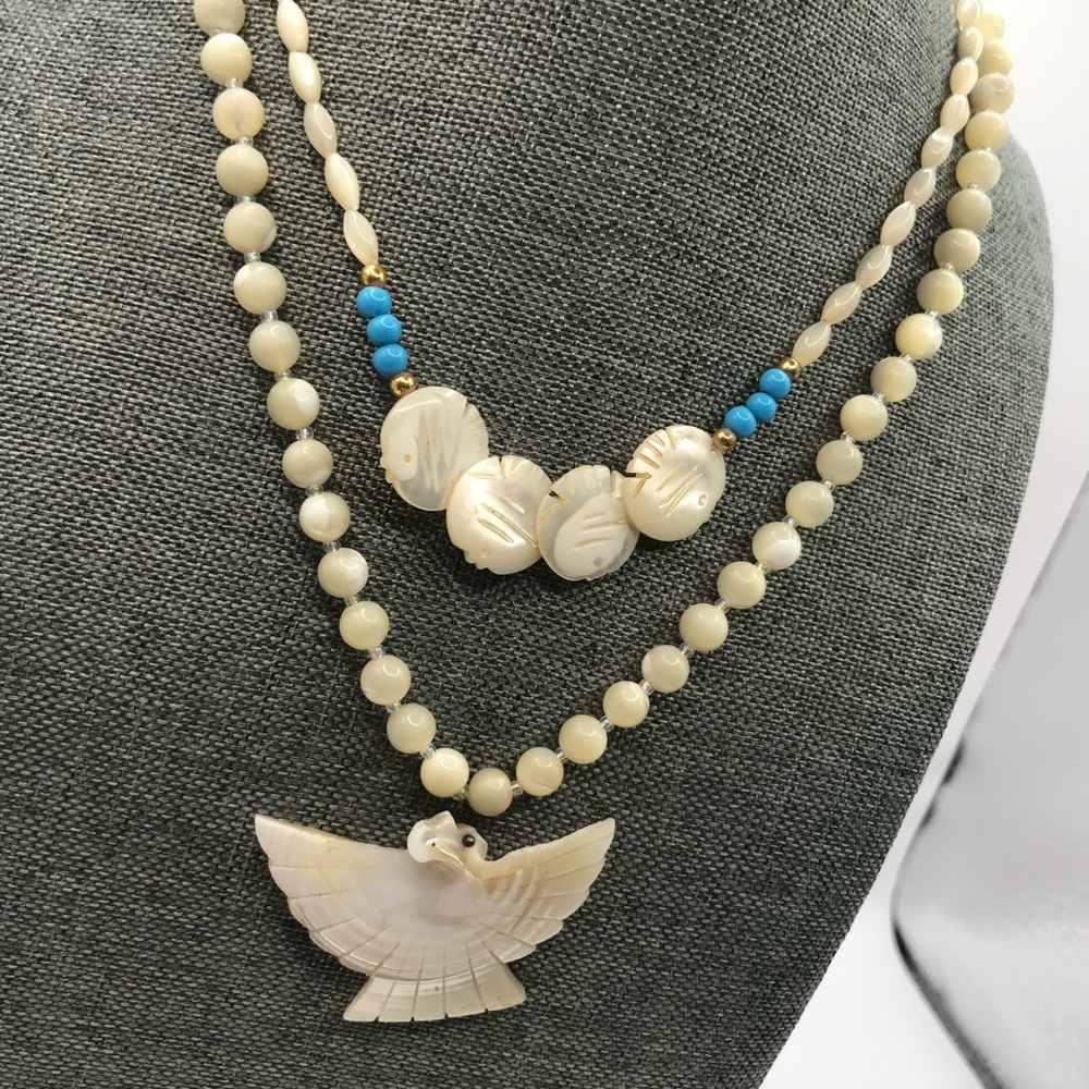 2 Carved MOP Necklaces - Picture 4 of 10